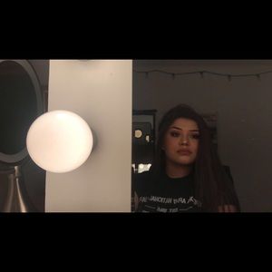 Meet your Posher, Adrianna